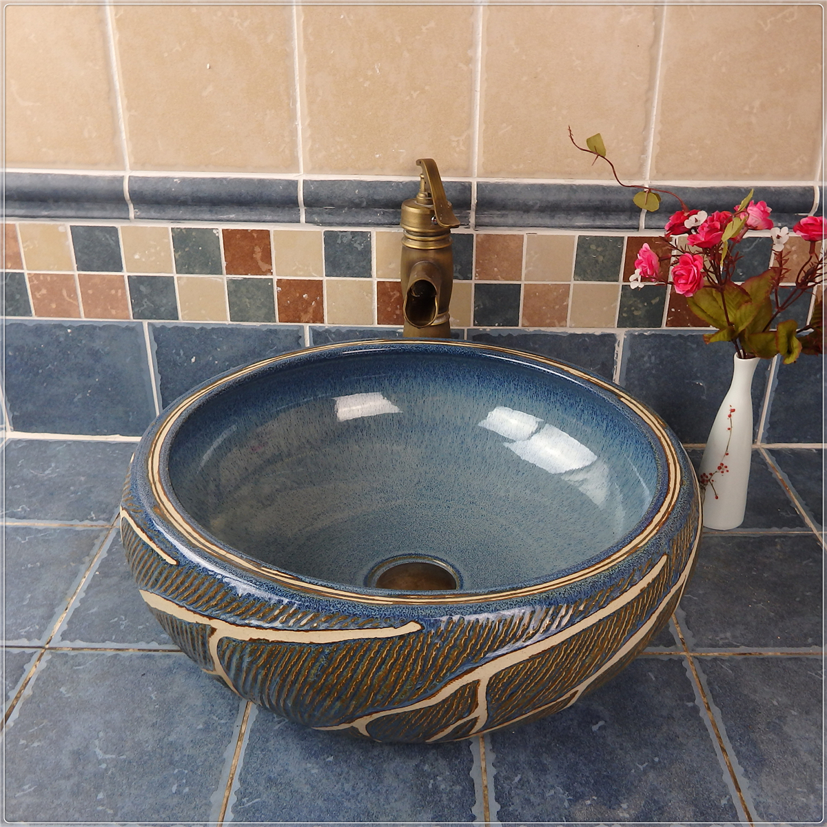 Yunnuo commercial bathroom commode ceramic sanitary ware toilet hand wash basin design